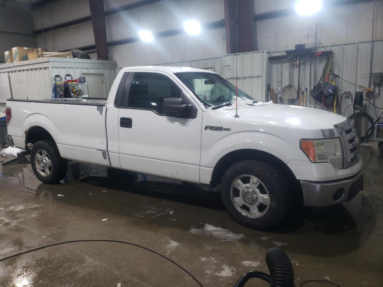2011 Ford F-150 - Image 4