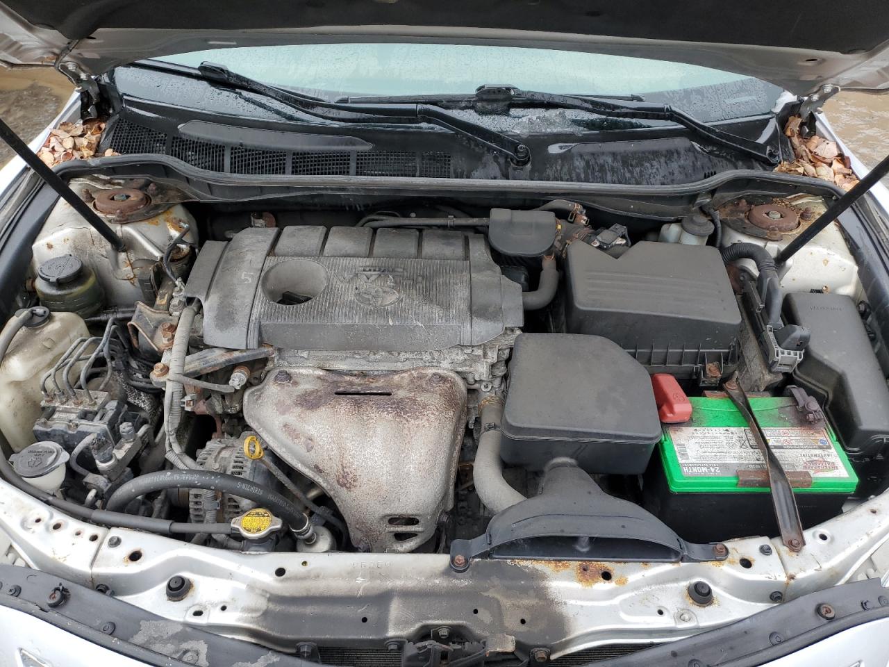 2011 Toyota Camry - Image 11