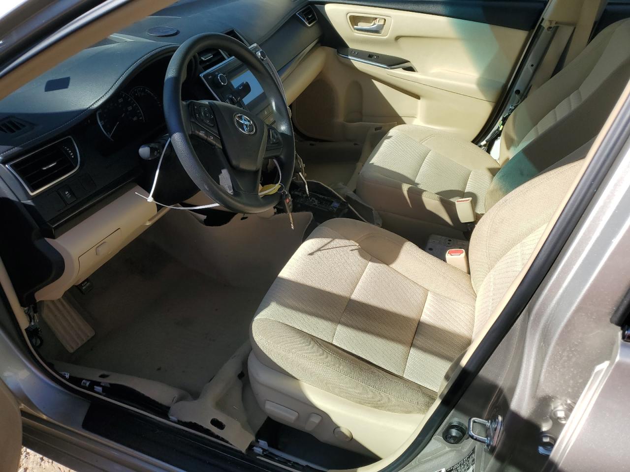 2015 Toyota Camry - Image 7