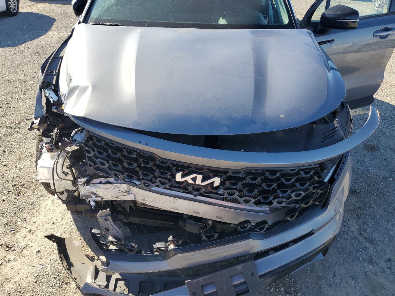 2022 Kia Sorento - Image 12