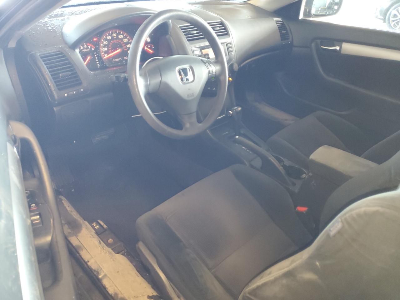 2005 Honda Accord - Image 8