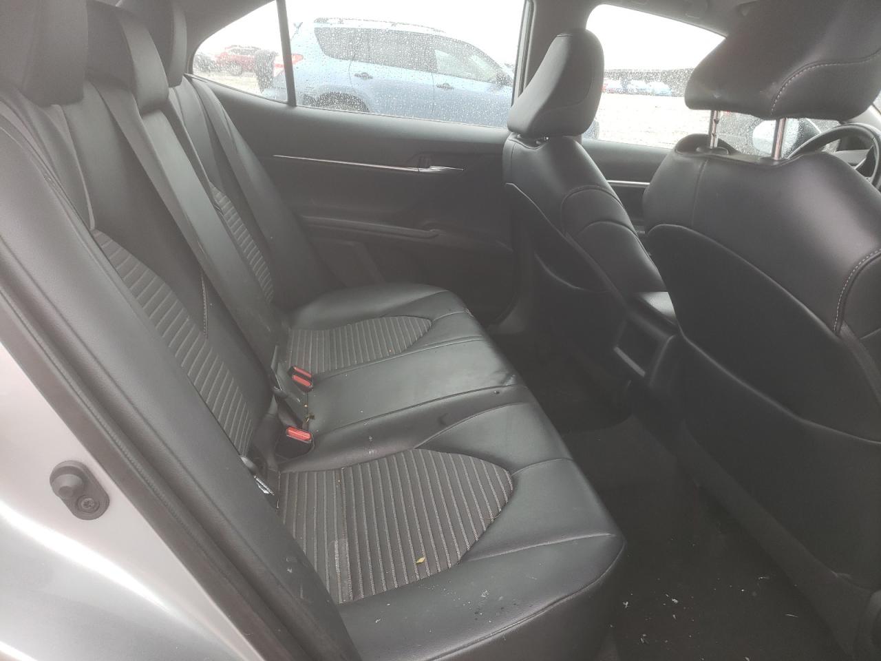 2021 Toyota Camry - Image 10