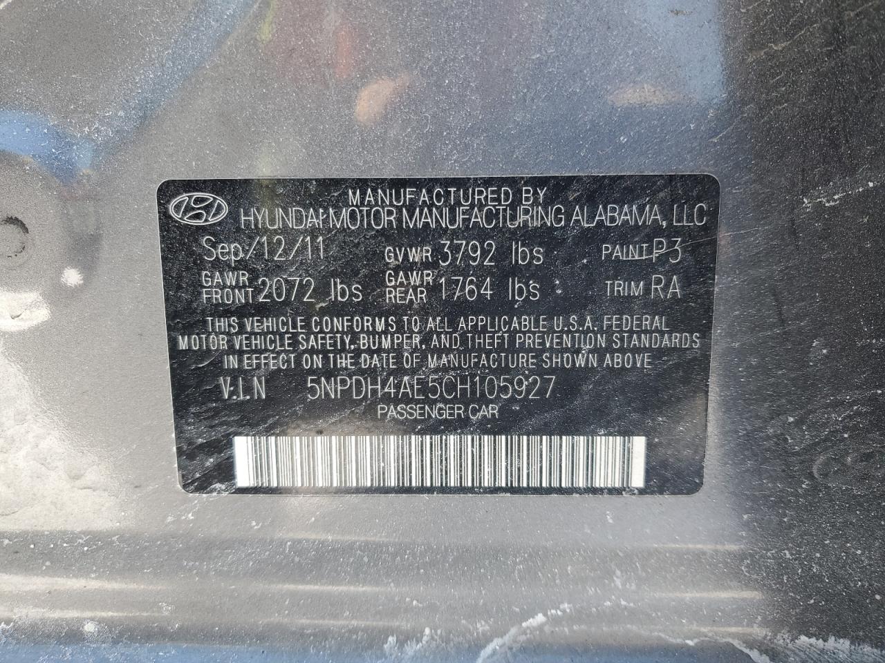 2012 Hyundai Elantra - Image 12