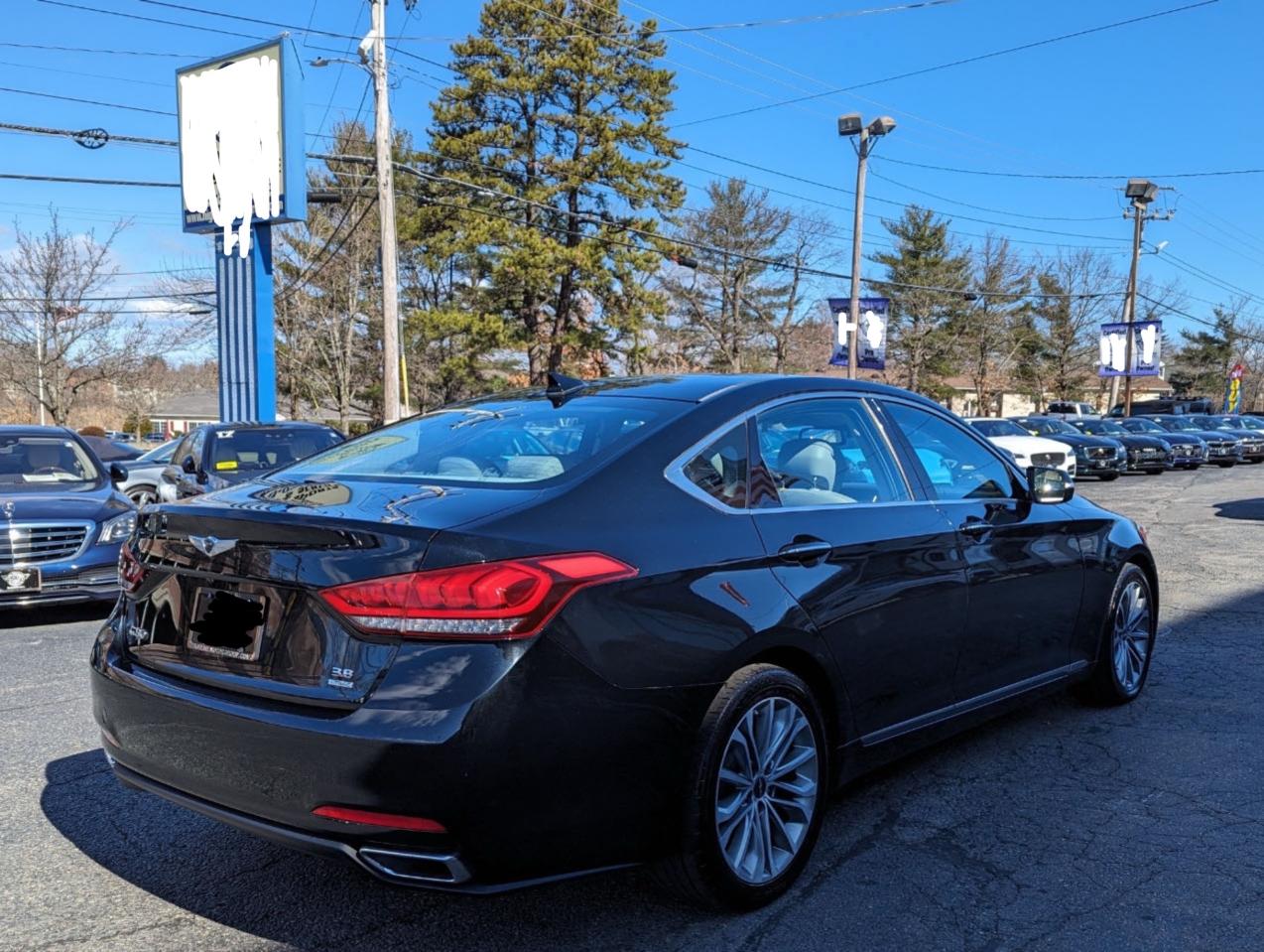 2017 Genesis G80 - Image 4
