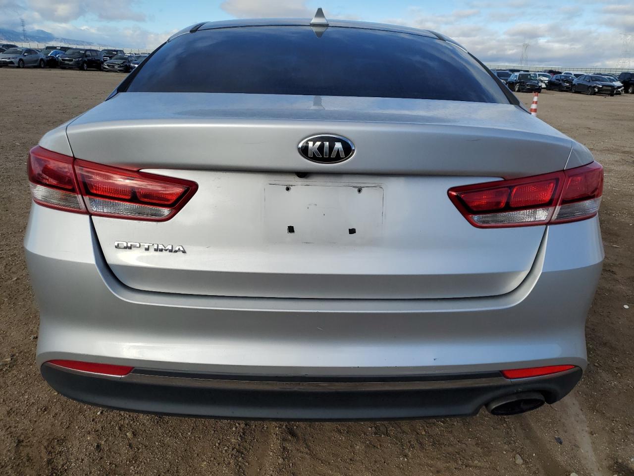 2016 Kia Optima - Image 6