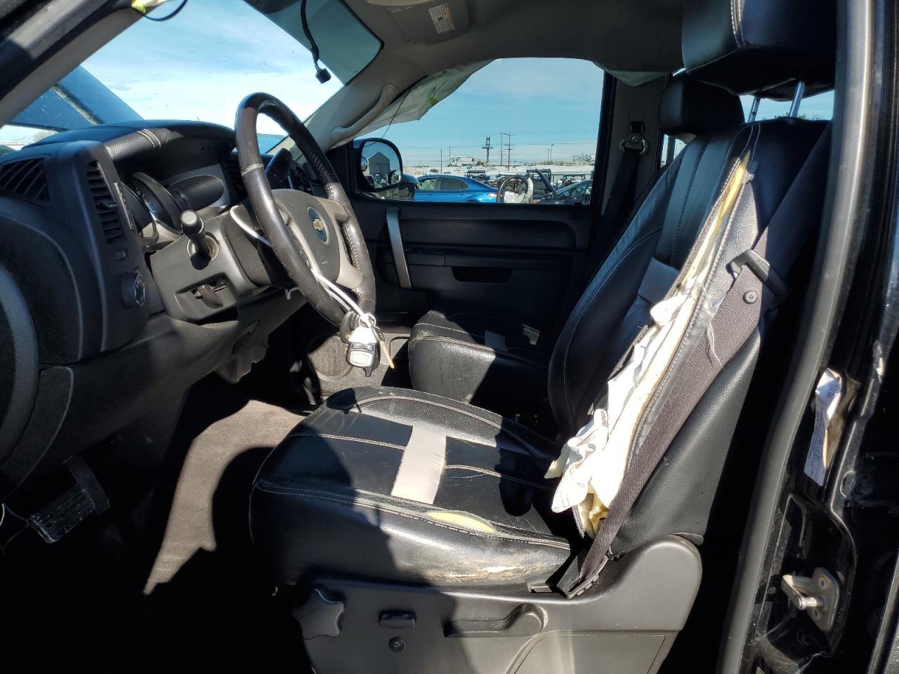 2012 Chevrolet Silverado - Image 7