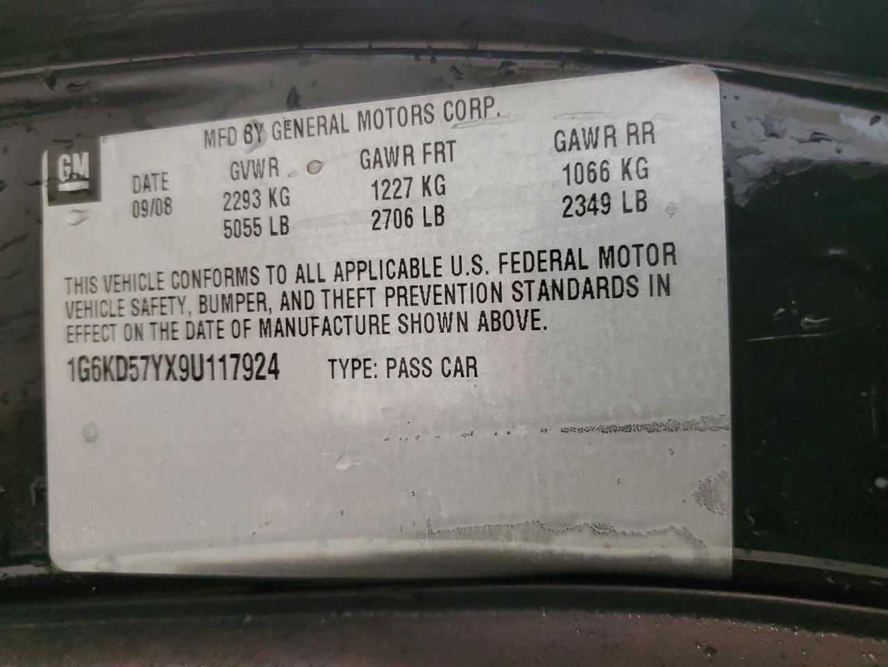 2009 Cadillac DTS - Image 13