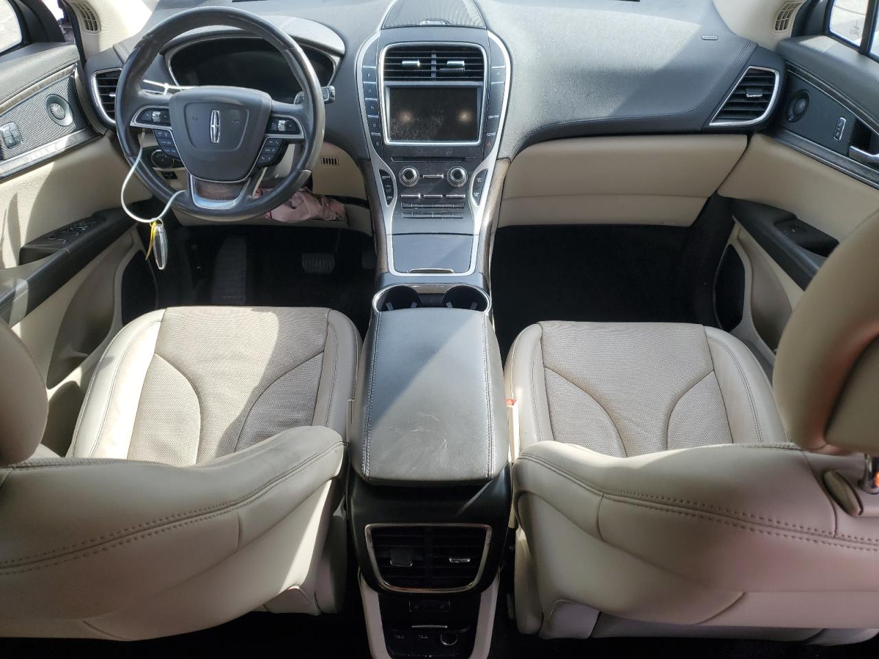 2019 Lincoln Nautilus - Image 8