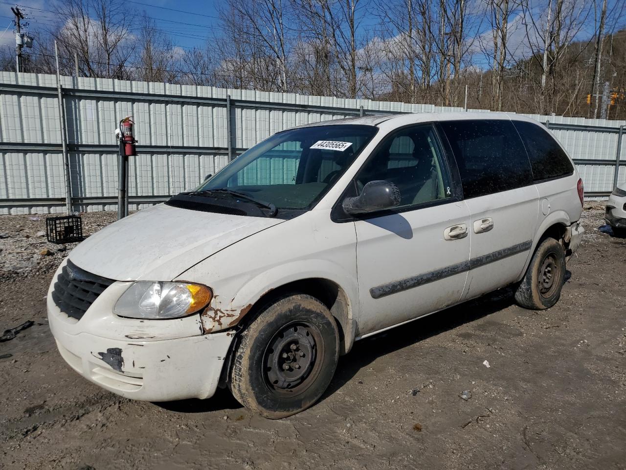 2006 Chrysler Town & Country - Image 1