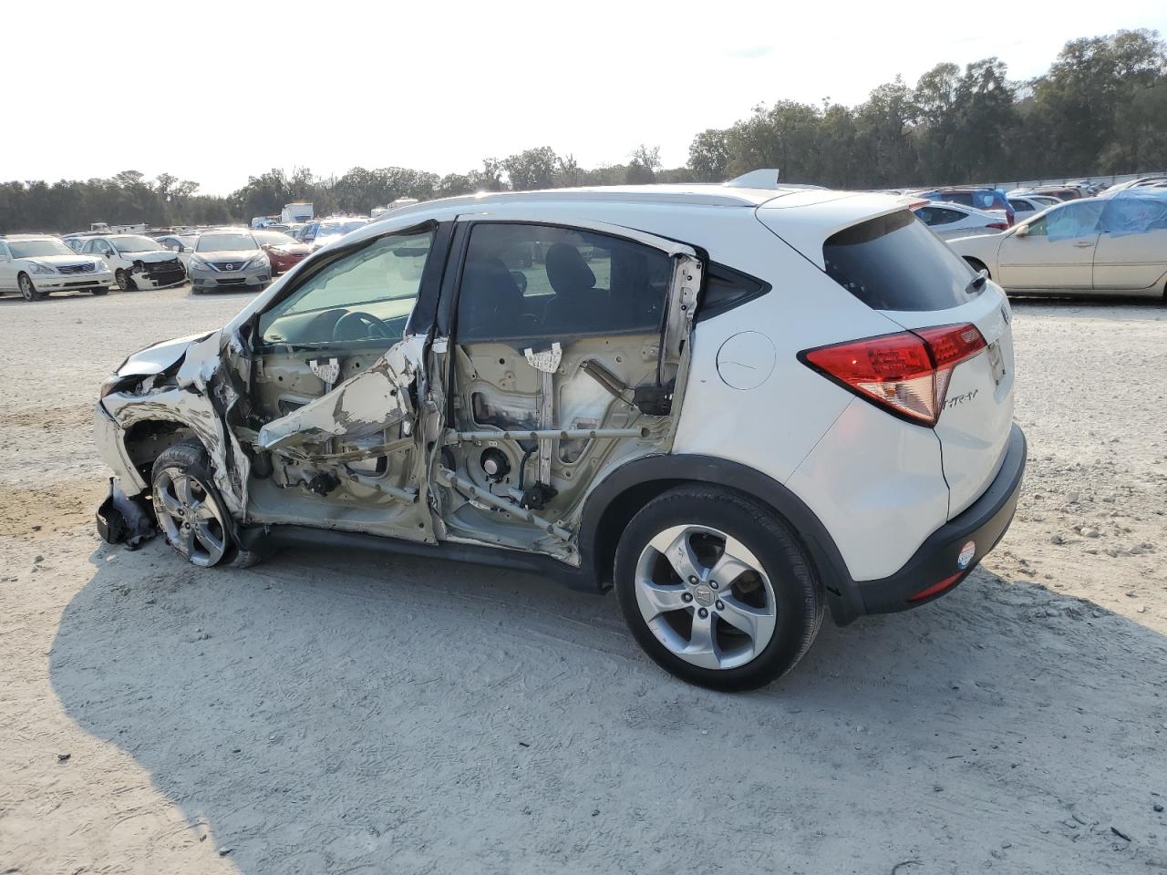2016 Honda HR-V - Image 2