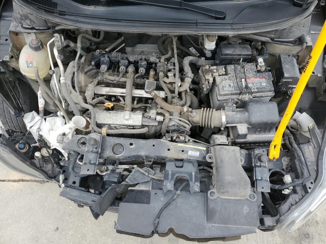 2021 Nissan Versa - Image 11