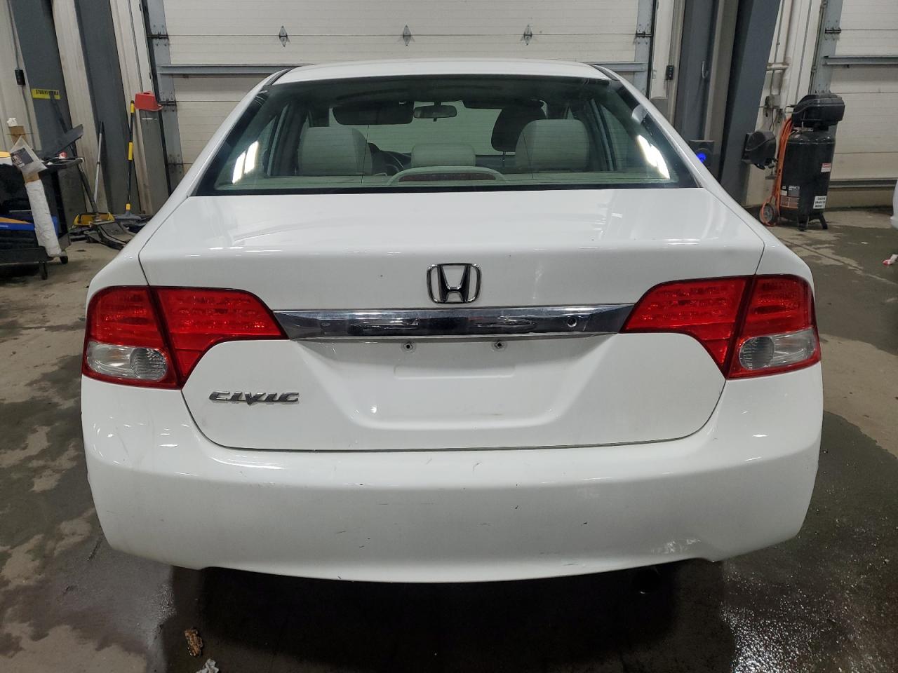 2011 Honda Civic - Image 6