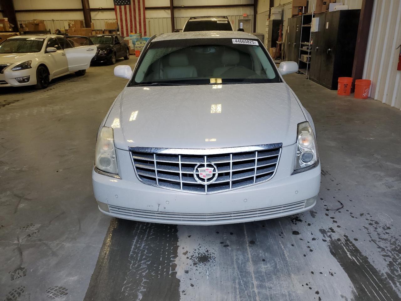 2007 Cadillac DTS - Image 5