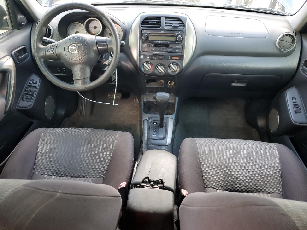 2004 Toyota RAV 4 - Image 8