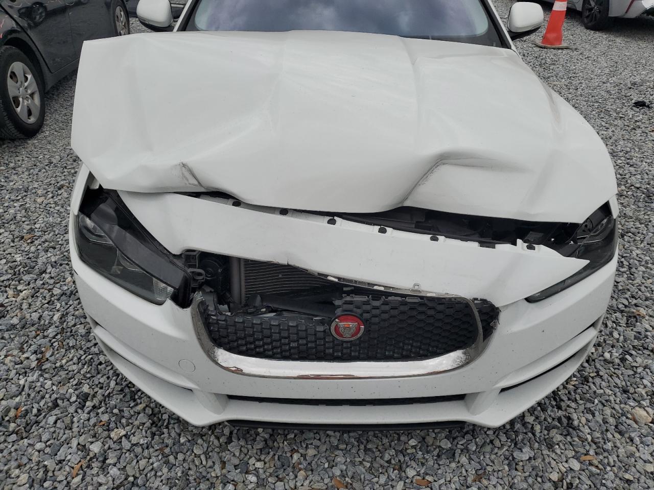 2017 Jaguar XE - Image 12
