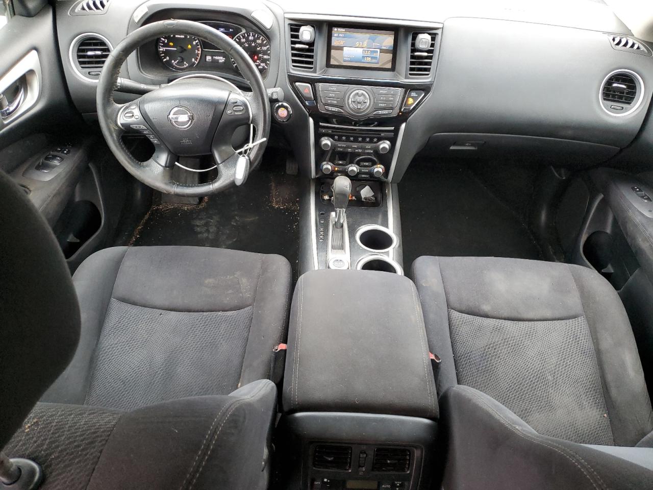 2013 Nissan Pathfinder - Image 8