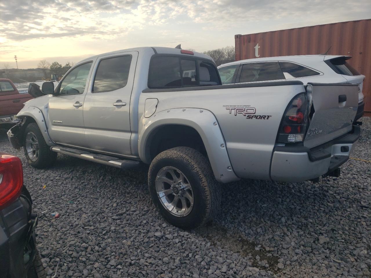 2012 Toyota Tacoma - Image 2