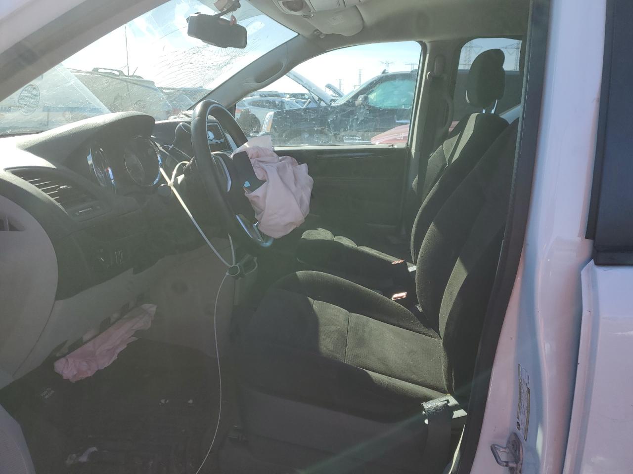 2015 Dodge Caravan - Image 7