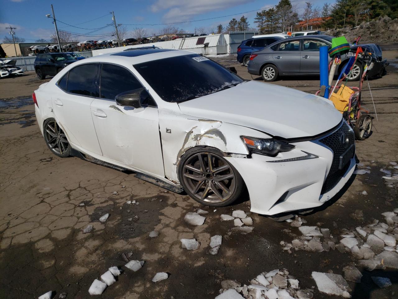 2016 Lexus IS - Image 4