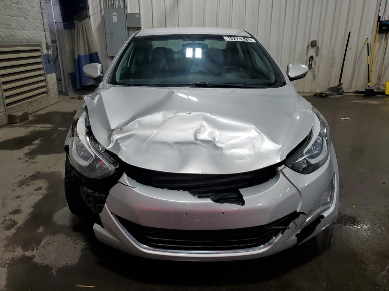 2015 Hyundai Elantra - Image 5