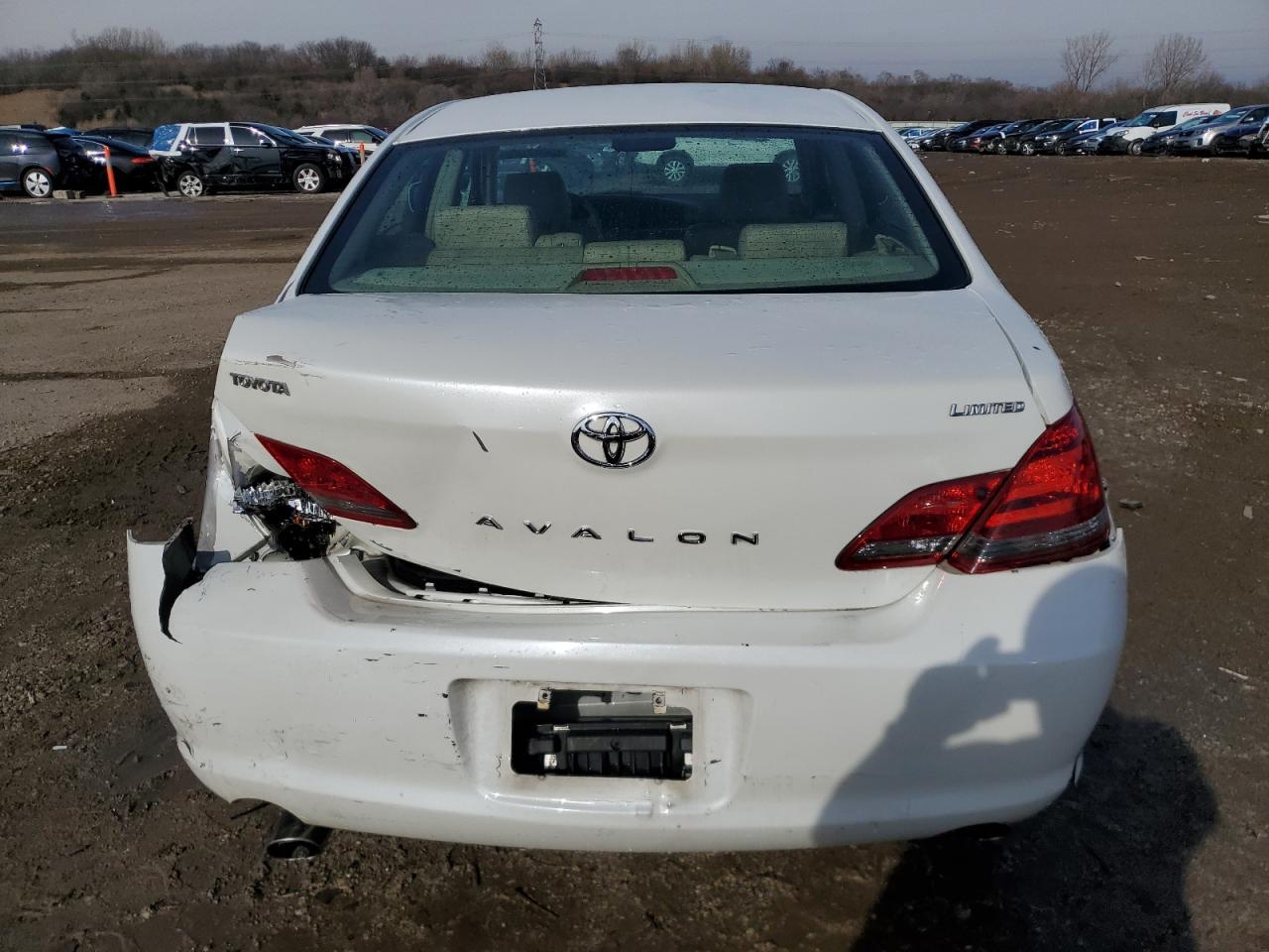 2008 Toyota Avalon - Image 6