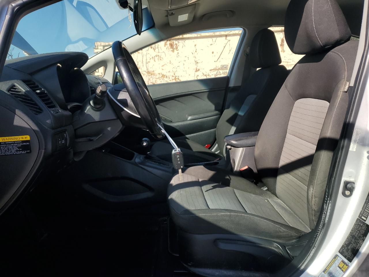 2015 Kia Forte - Image 7