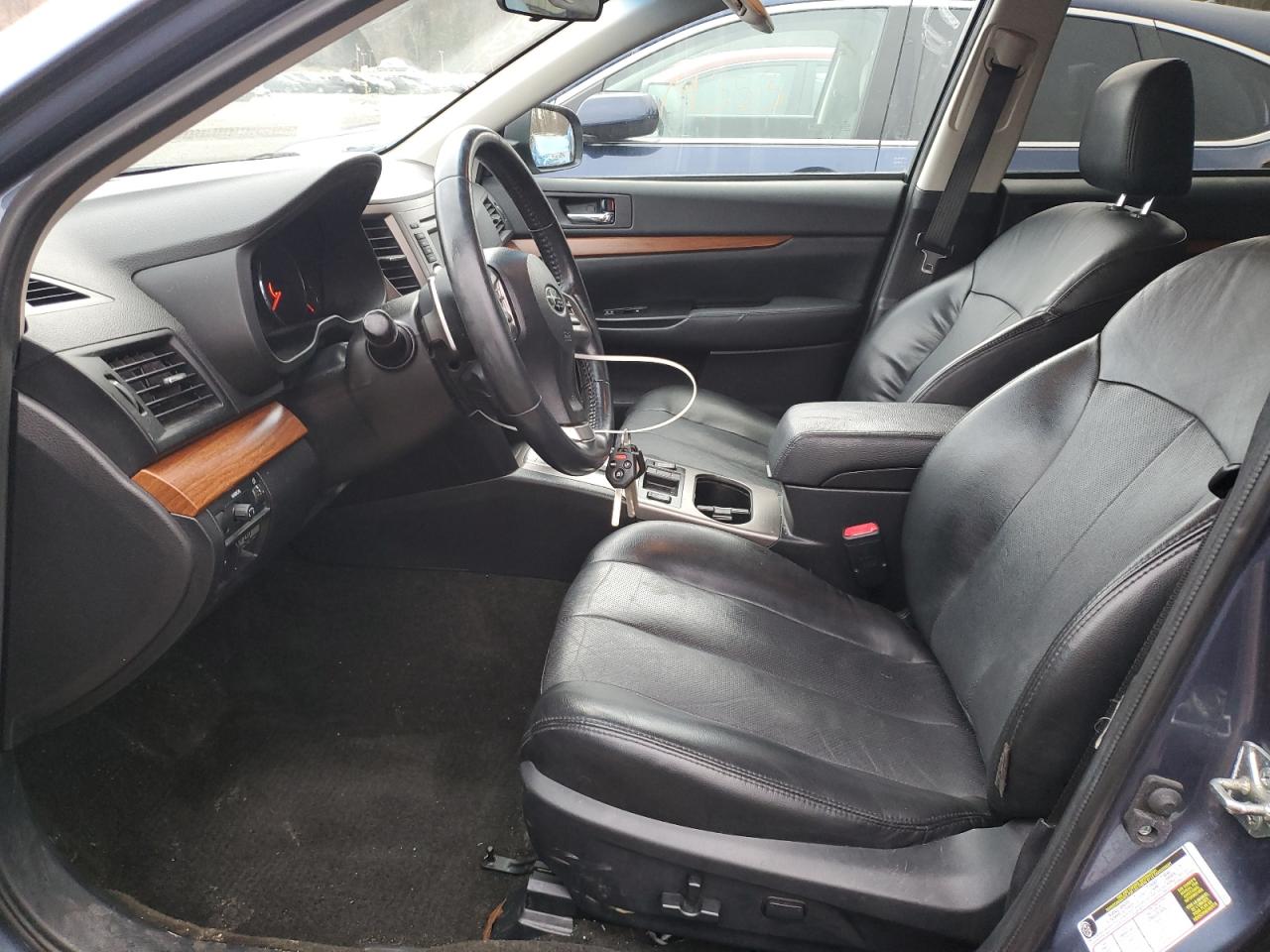 2014 Subaru Outback - Image 7
