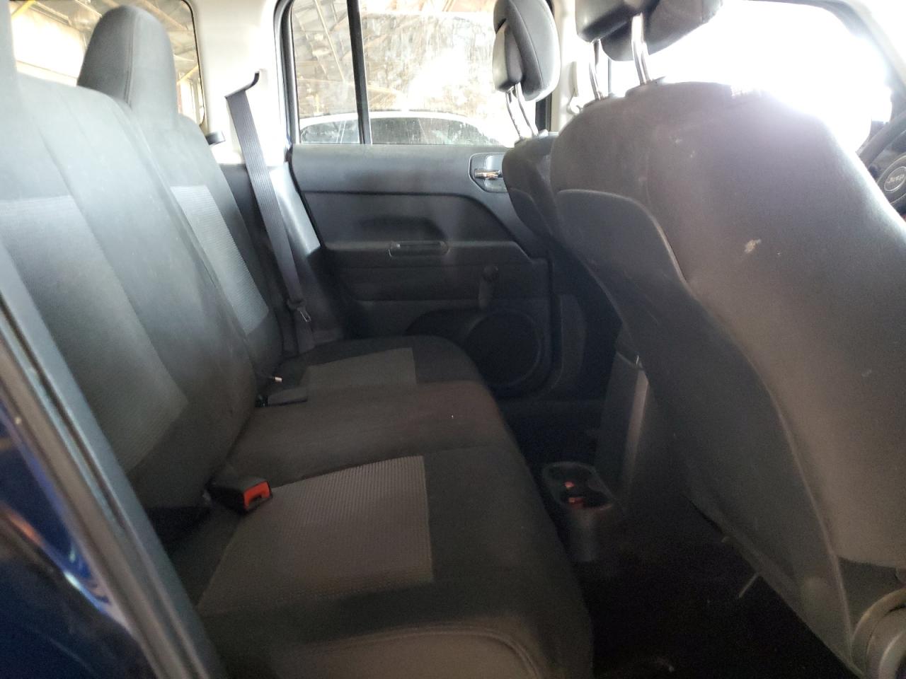 2014 Jeep Liberty (Patriot) - Image 10