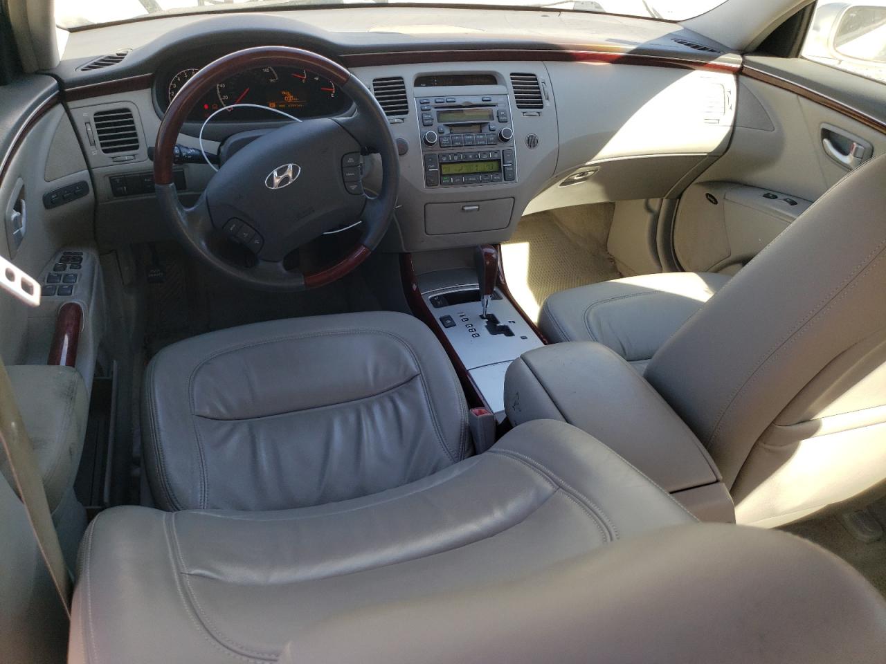 2006 Hyundai Azera - Image 8