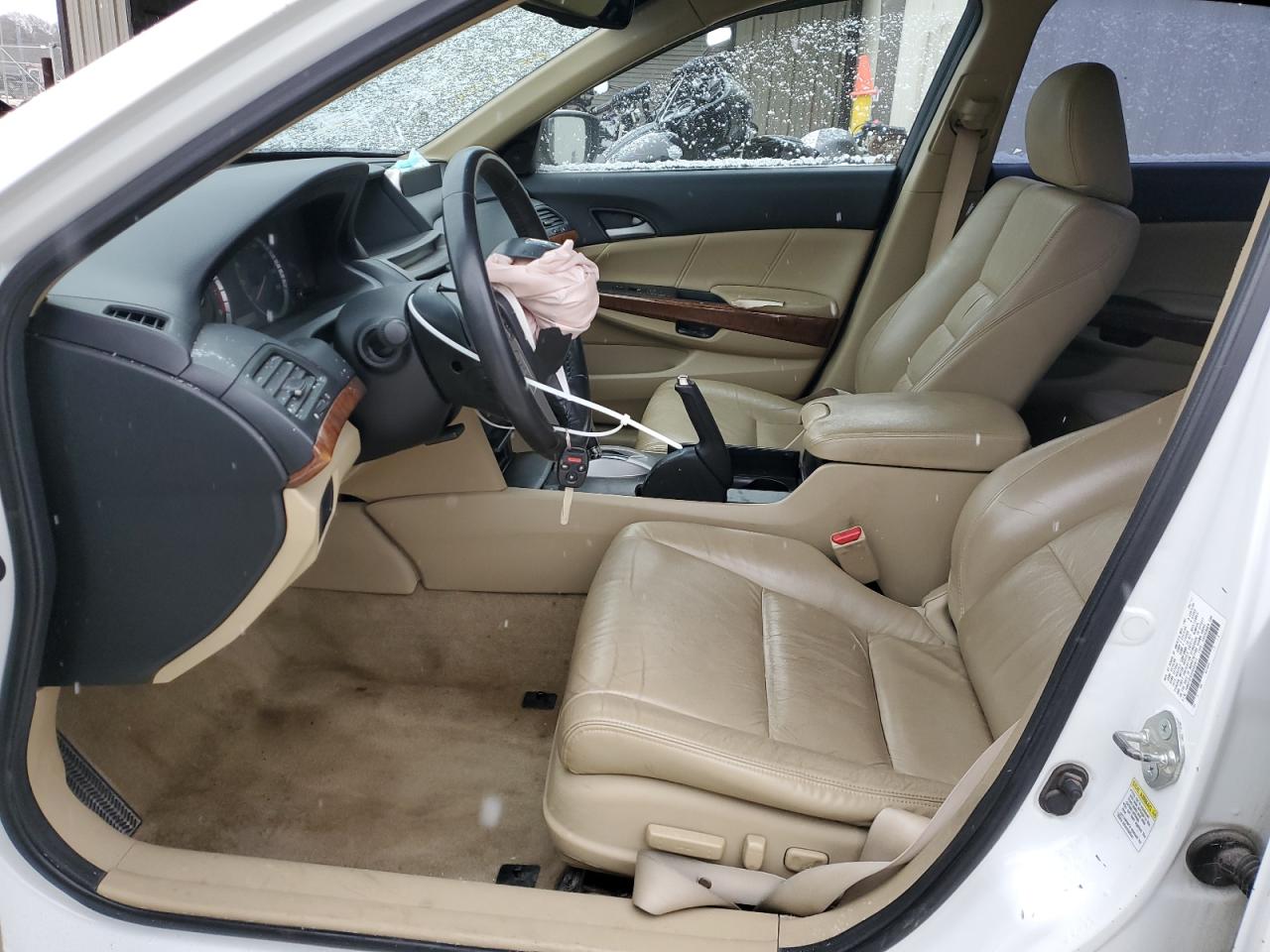 2012 Honda Accord - Image 7
