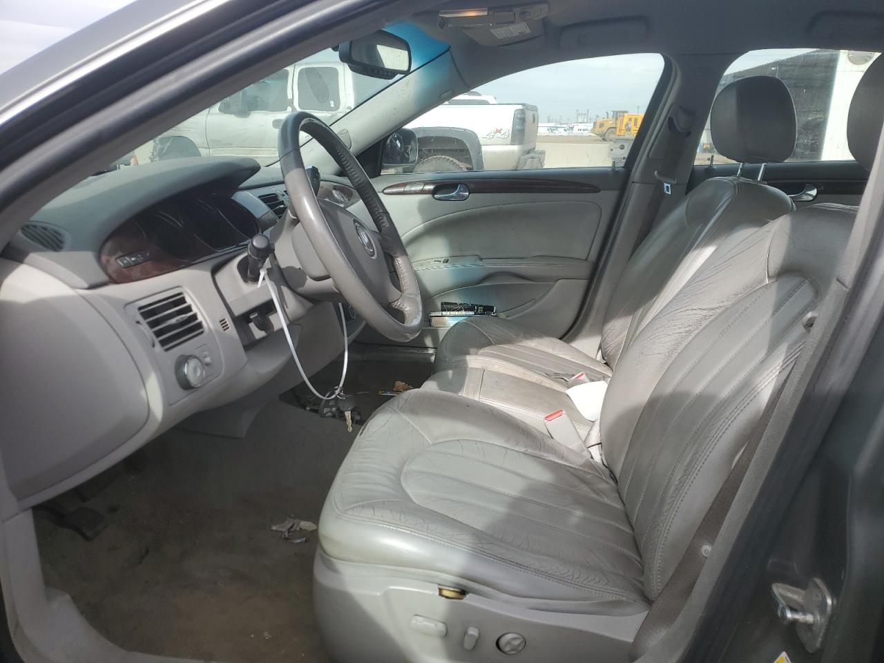 2007 Buick Lucerne - Image 7