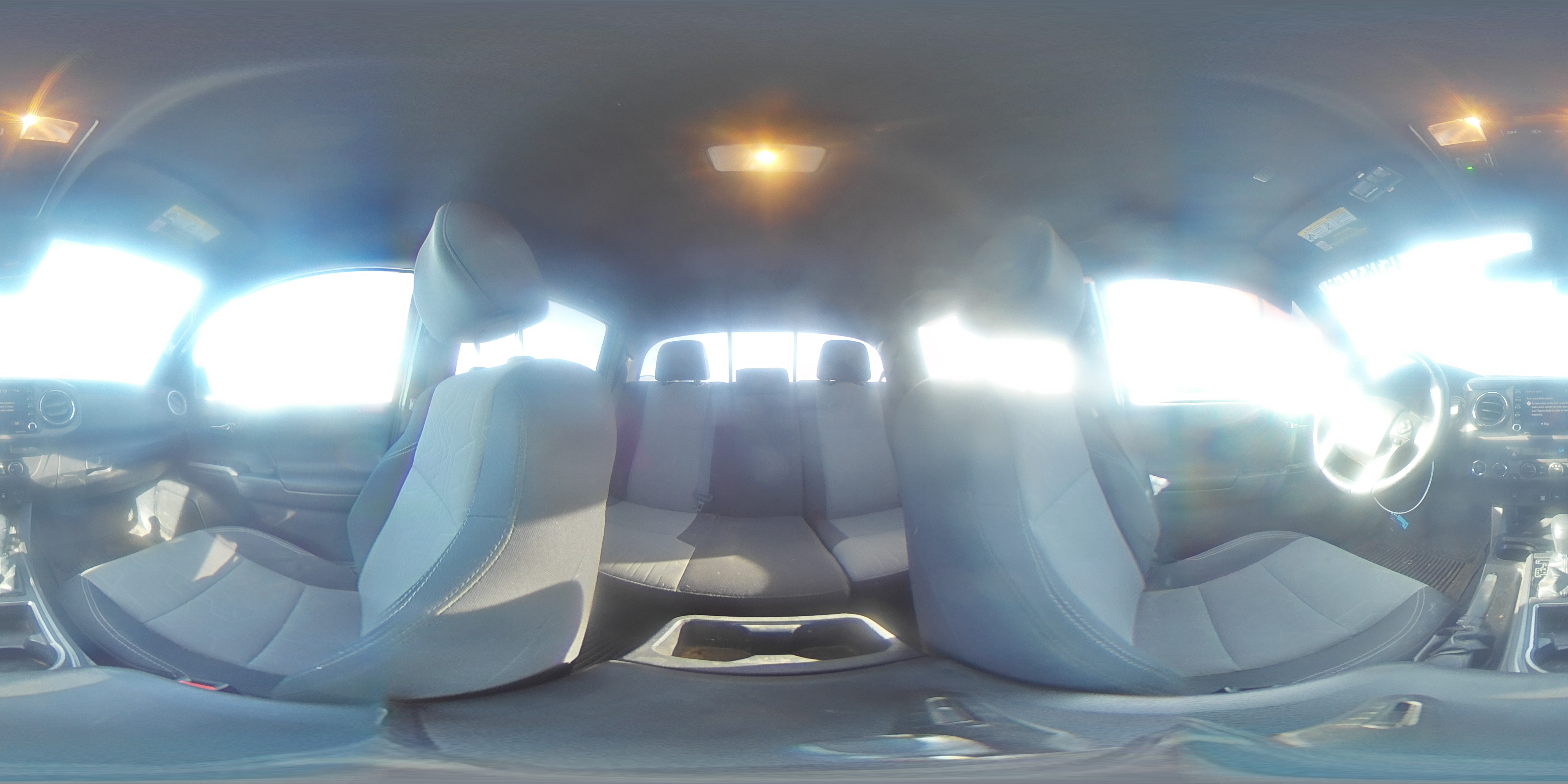2021 Toyota Tacoma - Image 12