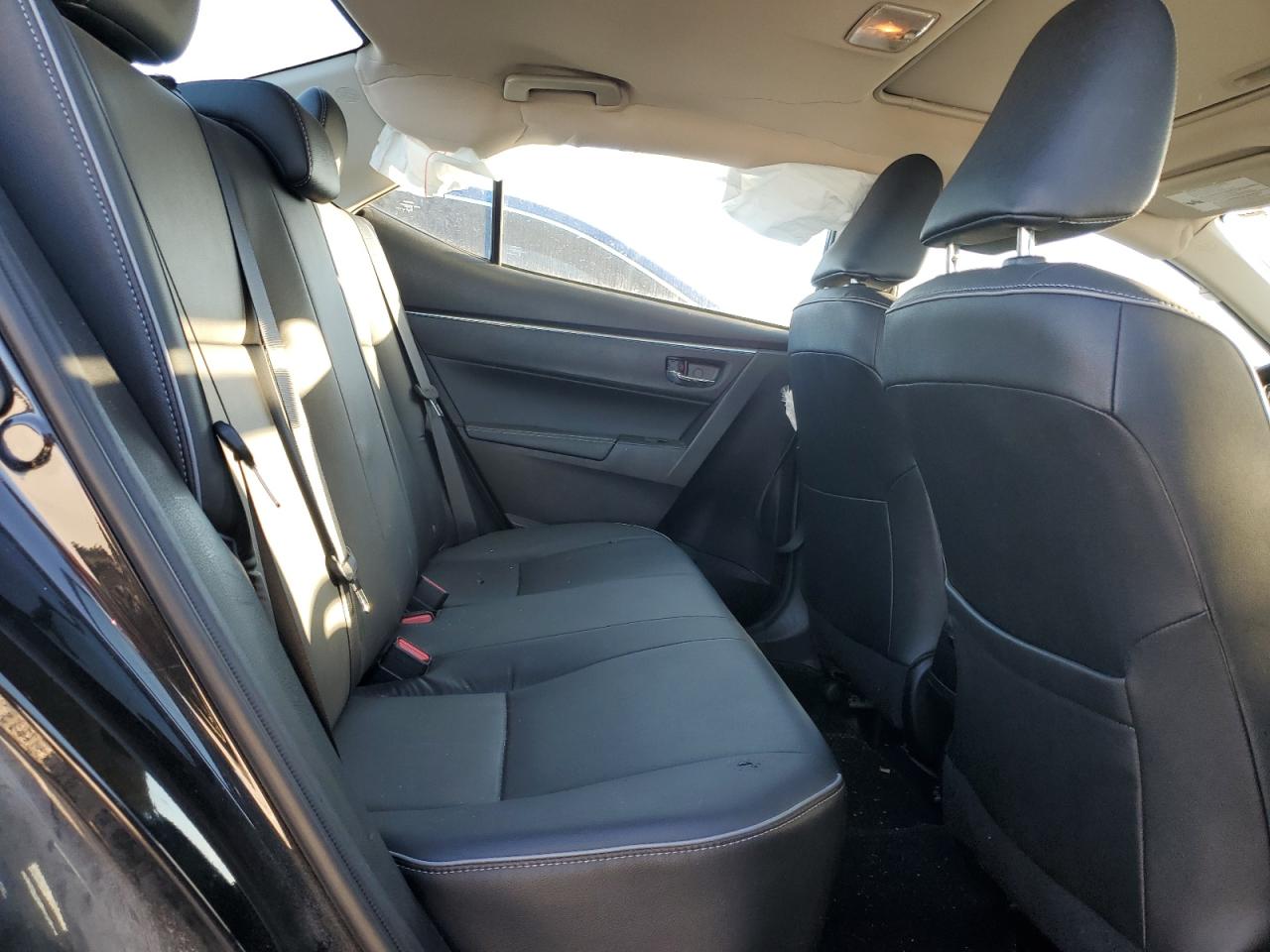 2014 Toyota Corolla - Image 11