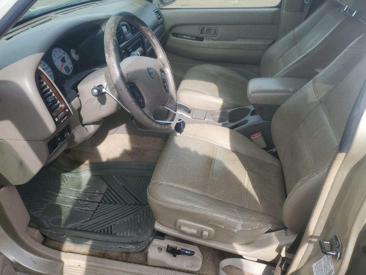 2002 Nissan Pathfinder - Image 7