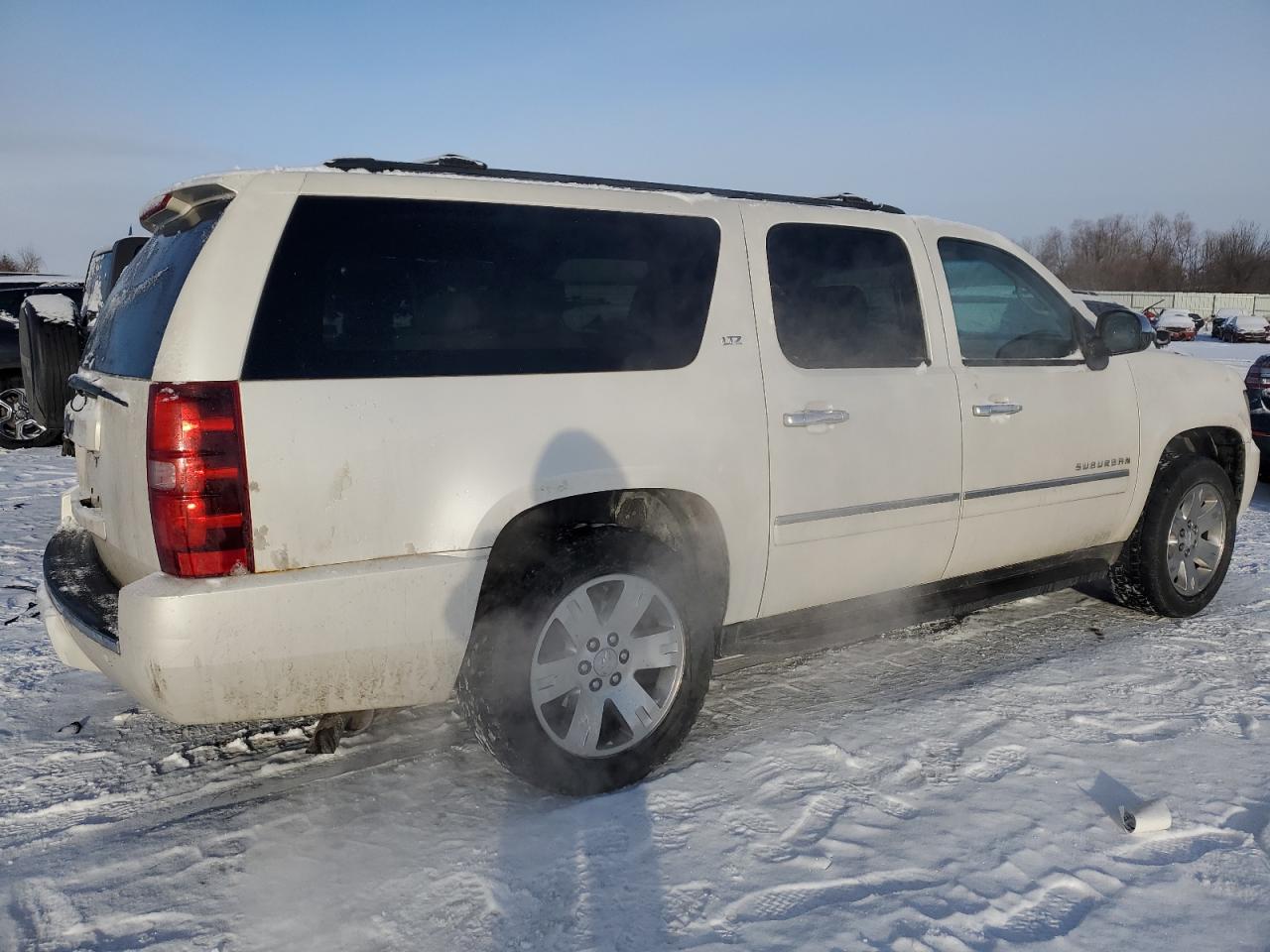 2011 Chevrolet Suburban - Image 3