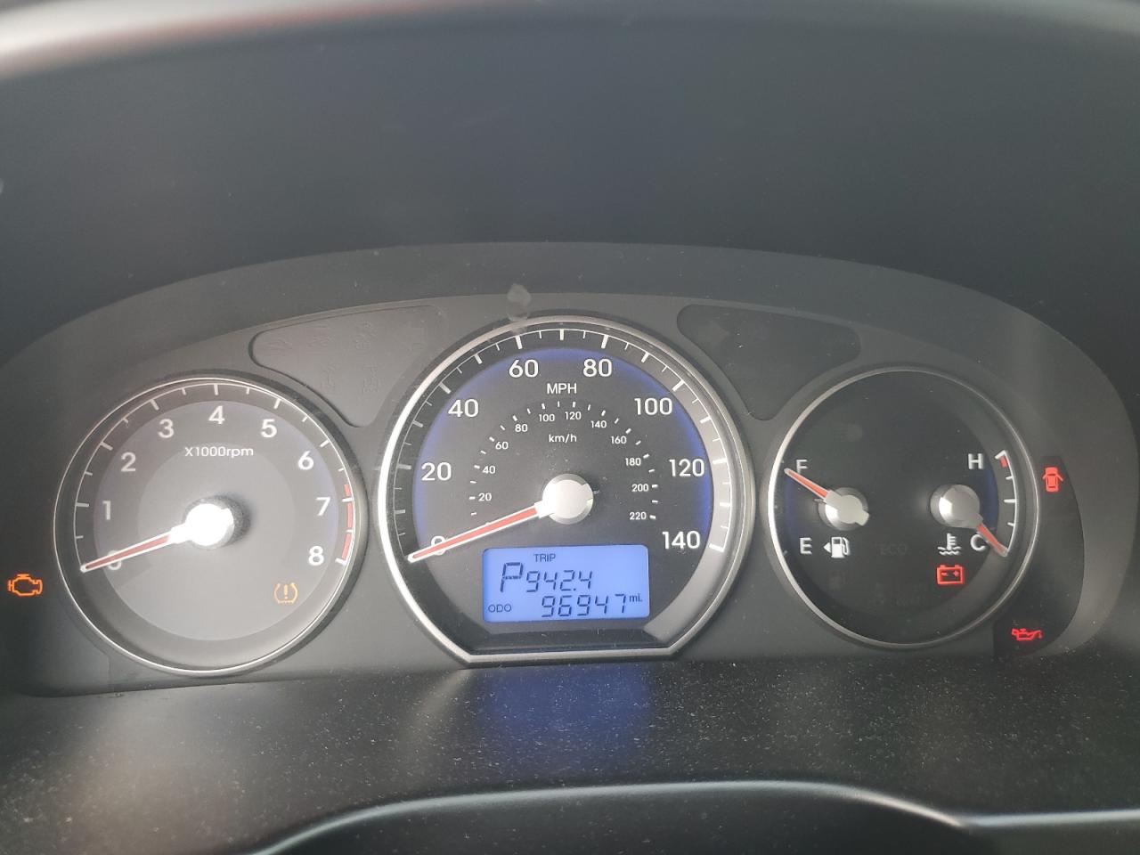 2011 Hyundai Santa Fe - Image 9