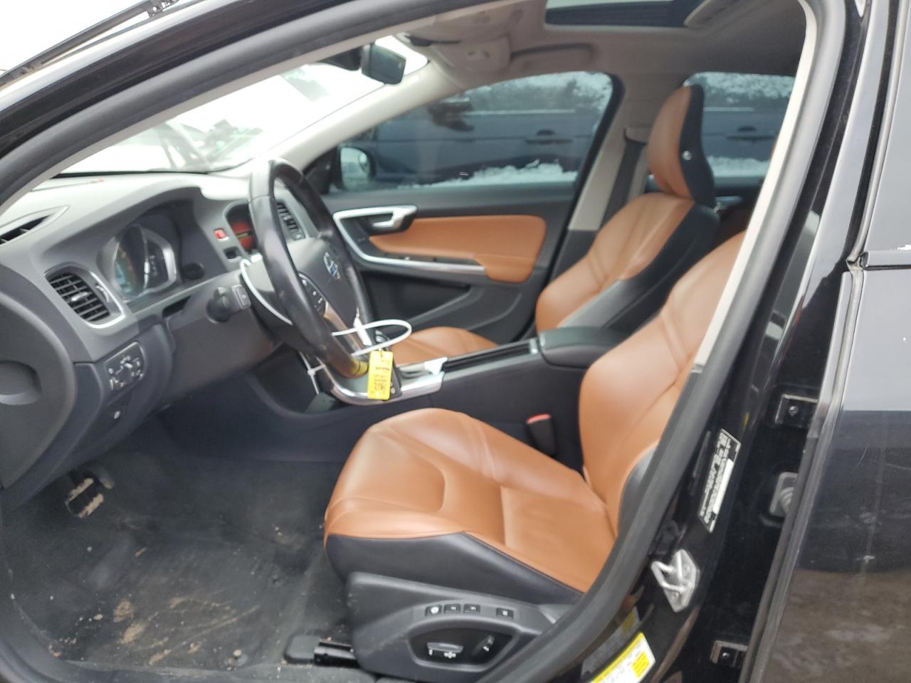 2016 Volvo S60 - Image 7