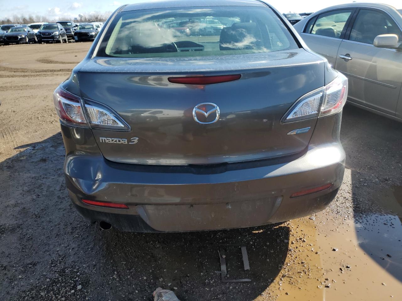 2012 Mazda 3 - Image 6