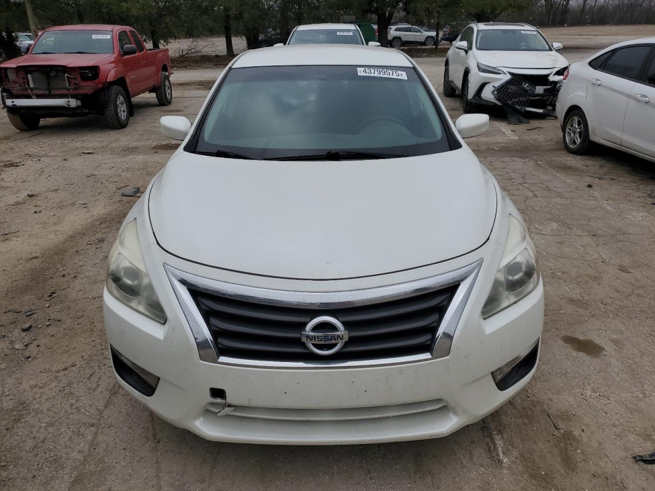 2013 Nissan Altima - Image 5