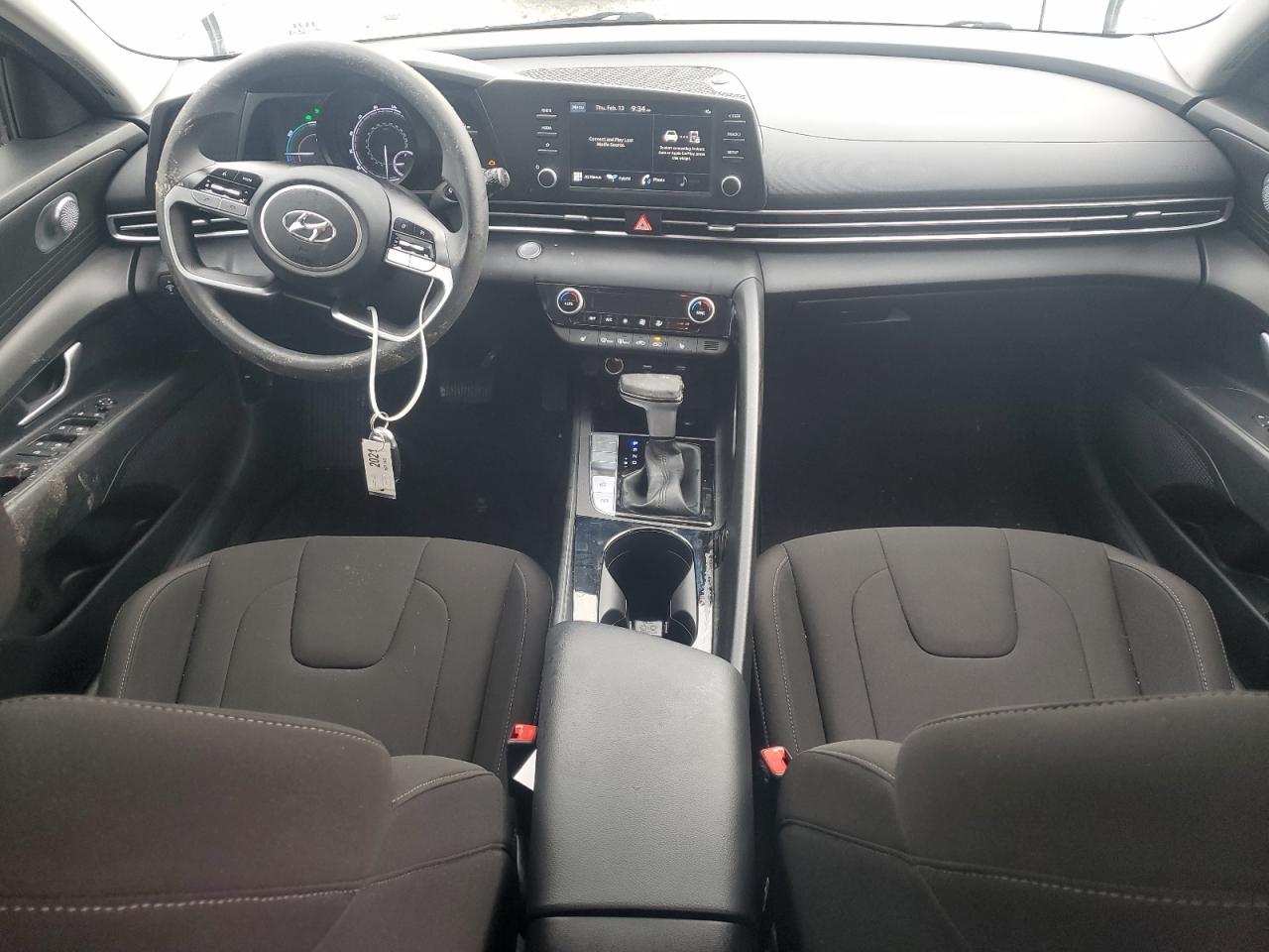 2023 Hyundai Elantra - Image 8