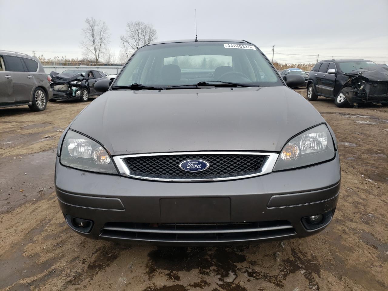 2006 Ford Focus - Image 5
