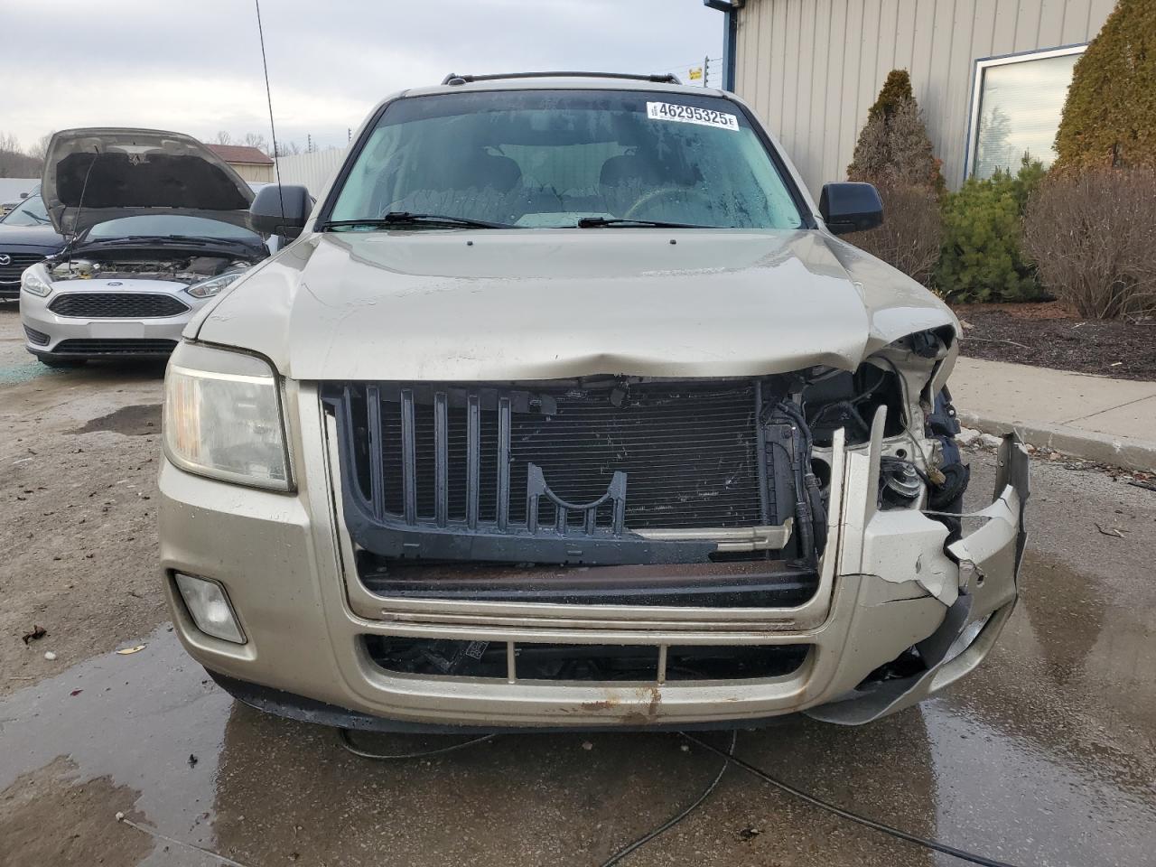 2010 Mercury Mariner - Image 5