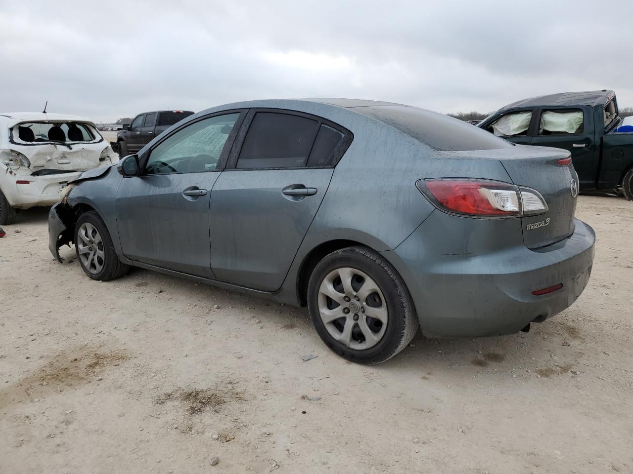 2013 Mazda 3 - Image 2