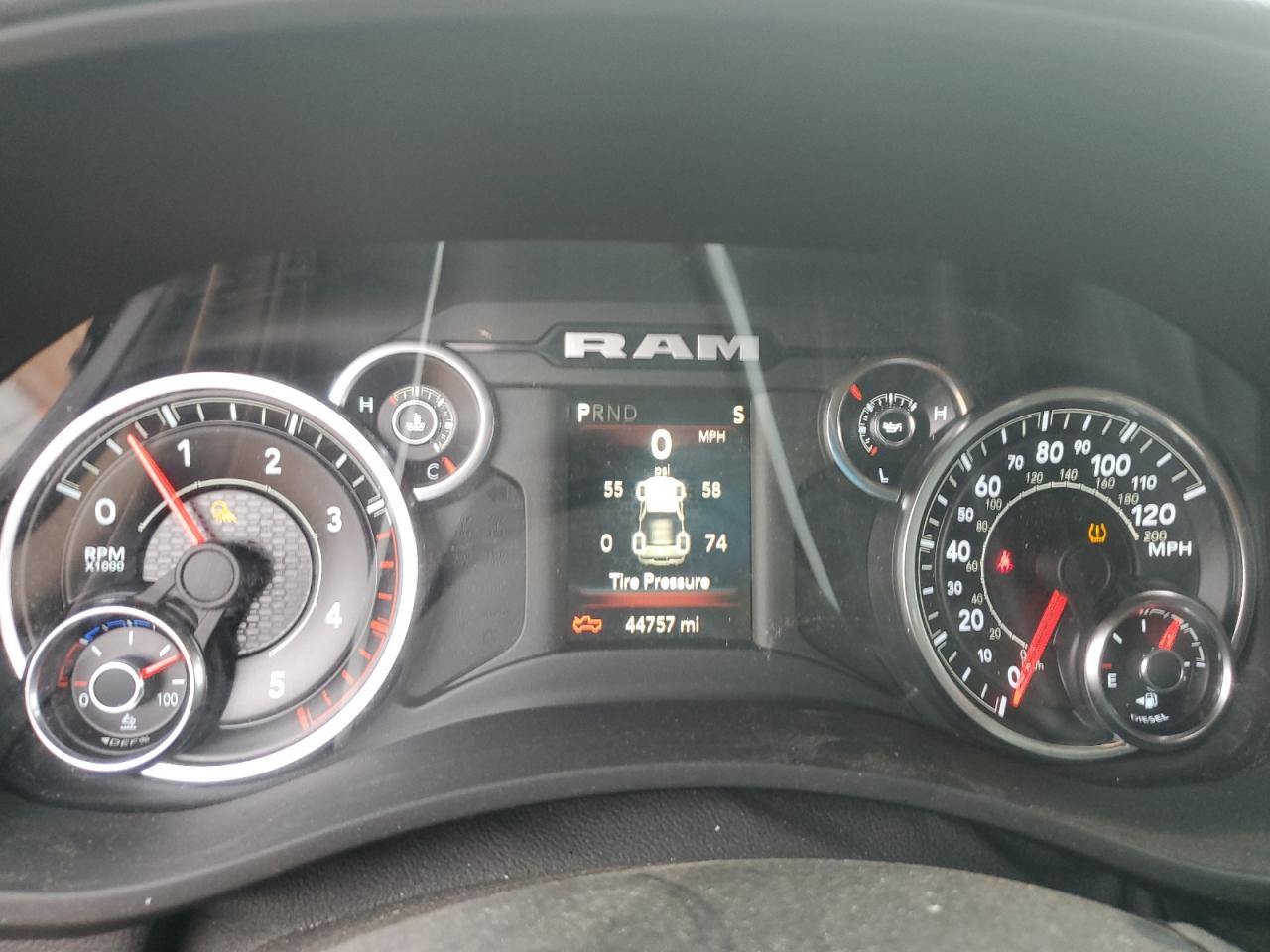 2019 RAM 2500 - Image 9
