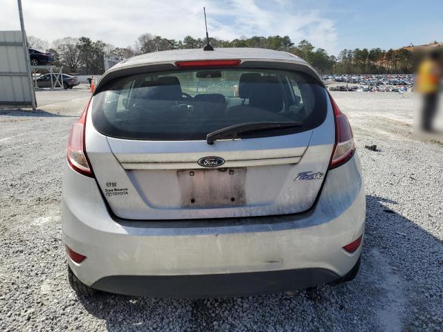  FORD FIESTA 2019 Серебристый