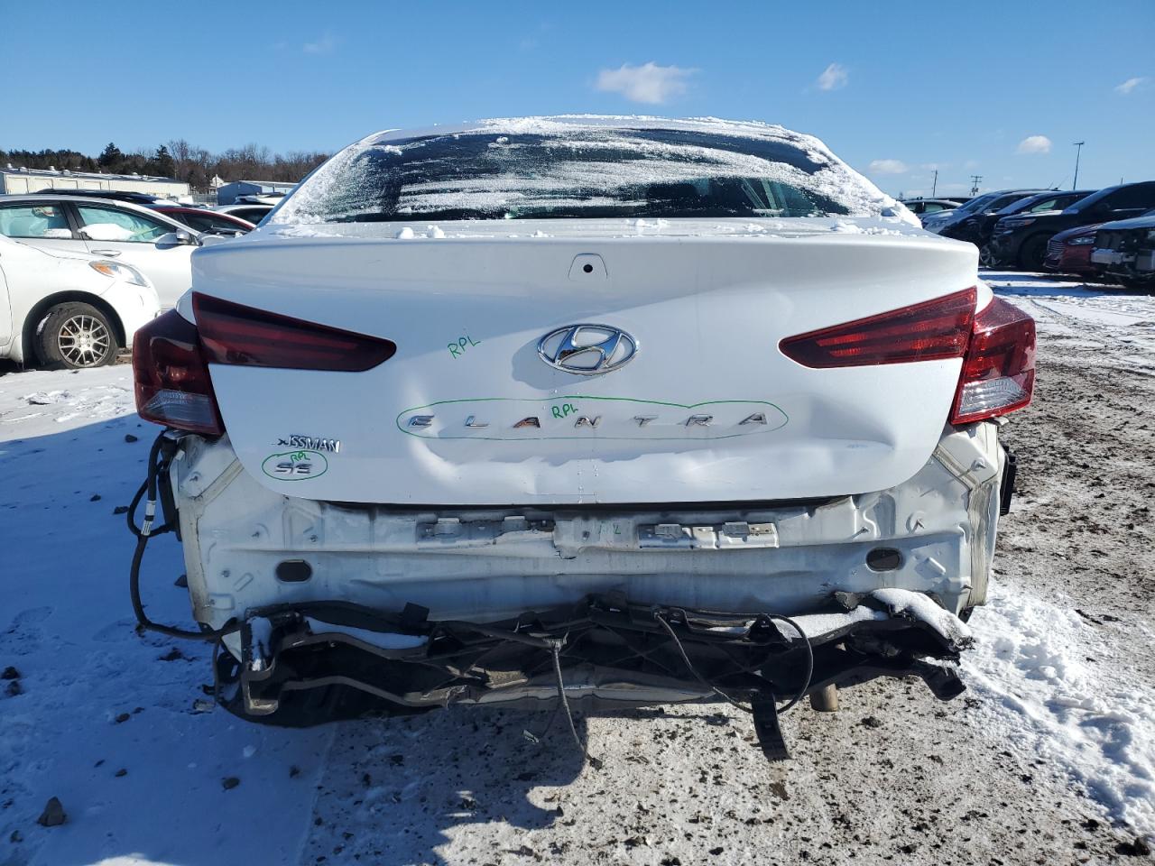2019 Hyundai Elantra - Image 6