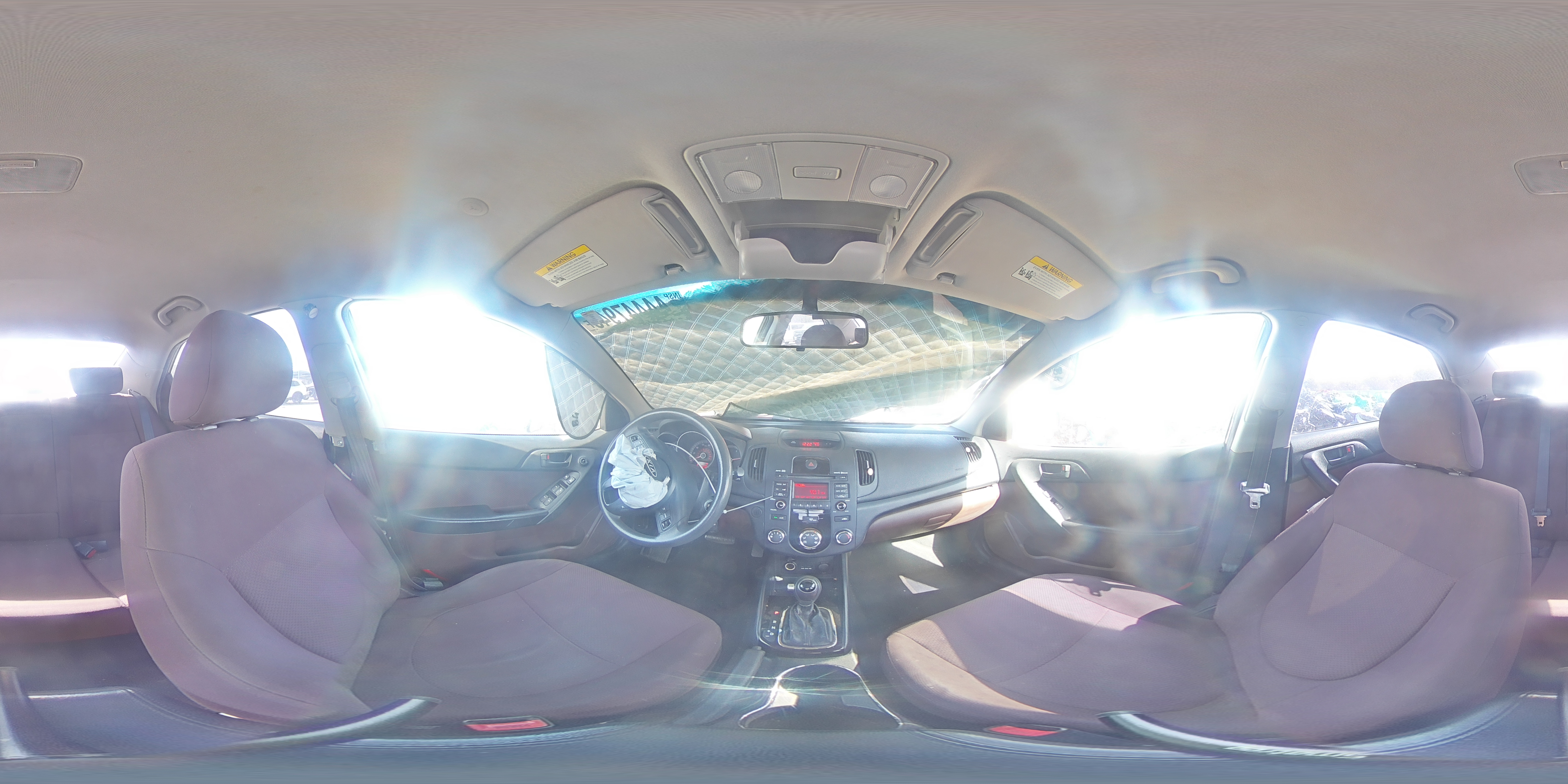 2011 Kia Forte - Image 12