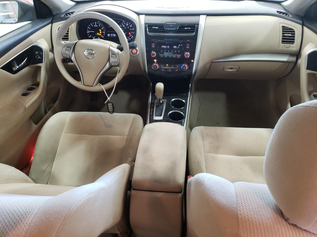 2013 Nissan Altima - Image 8