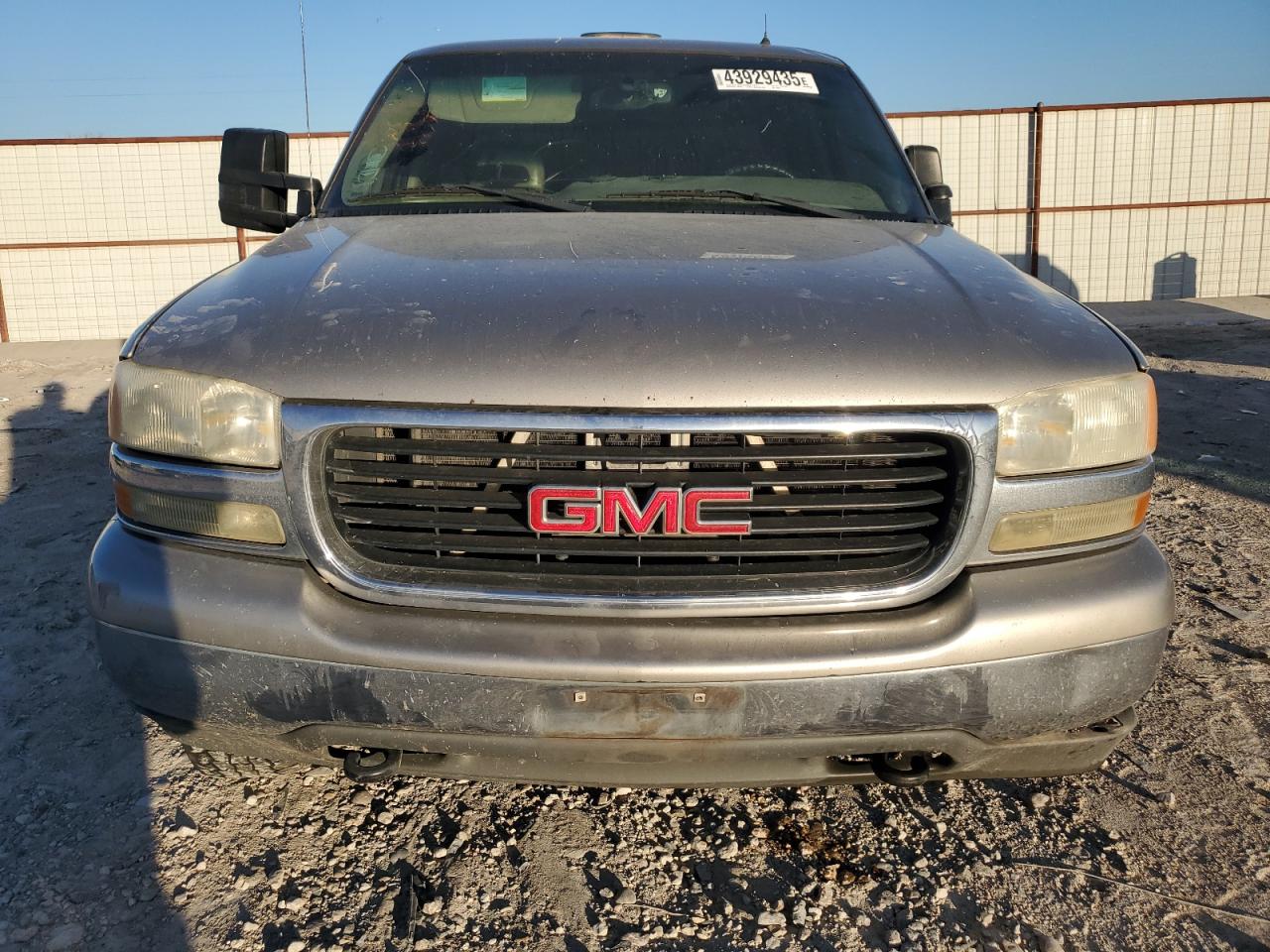 2001 GMC Sierra - Image 5