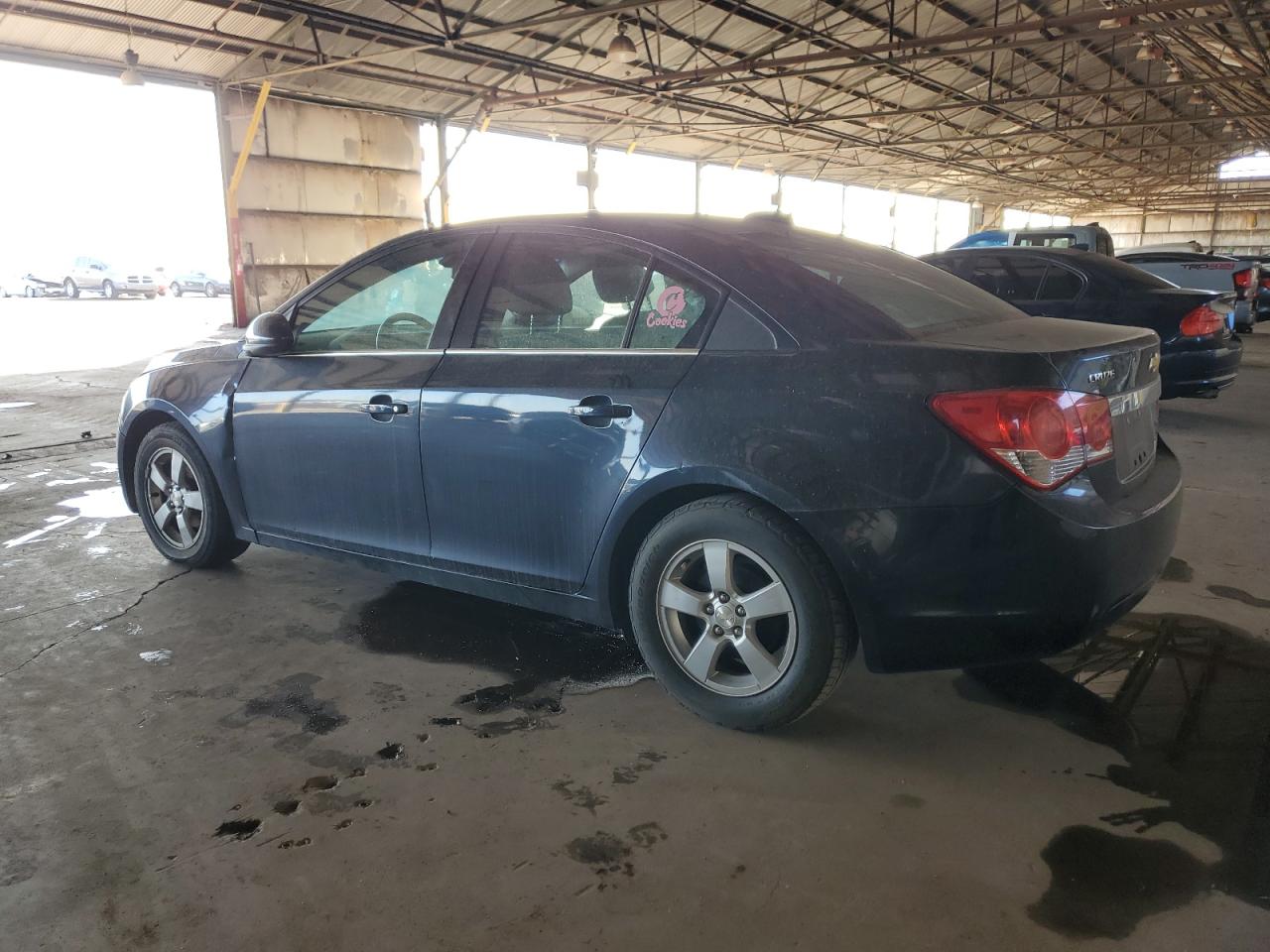 2016 Chevrolet Cruze - Image 2
